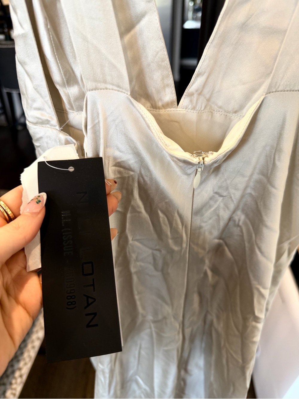 NILI LOTAN Bionca Dress in Pearl Size 8 $1190 MSRP - Picture 3 of 6